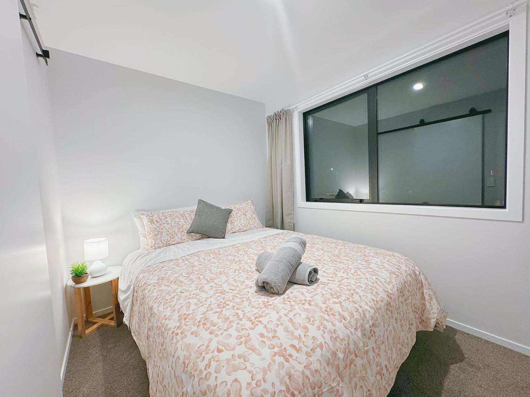 Modern & Stylish 3 Bedroom At Lowerhutt ロワー・ハット エクステリア 写真